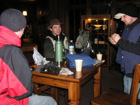 11-25-2005LeaveToFish6AMOliShots (2)