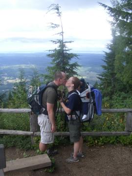 summit smooches!