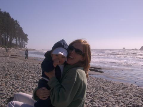 Ruby Beach nursing time!